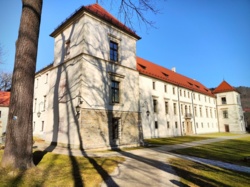 b8492df9-5f92-49a4-8ec9-7e2ece9dfe86