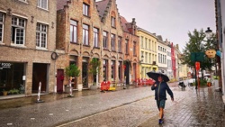 Airbnb wprowadza ochronę pogodową: wypłaty za deszcz na urlopie