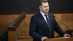 "Uliczny trolling" wobec ministra Czarnka. Strajk Kobiet zapowiada protesty w całej Polsce