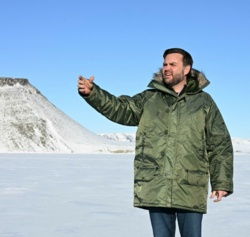 Grenlandia pod parasolem USA? Vance stawia sprawę jasno