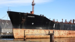 „Khatanga” opuszcza Gdynię. Port domaga się odszkodowania