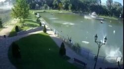 Kamery nagrały reakcję ludzi na wybuch w Krzemieńczuku. Przerażenie i ucieczka