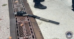 18-latek biegł z bronią w stronę Kapitolu