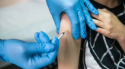 Sanepid skontroluje karty szczepień. Wiemy kiedy