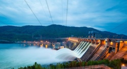 Chiny rozpoczynają budowę energetycznego kolosa