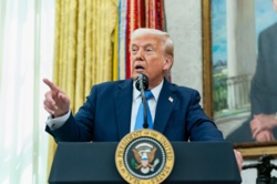 Trump "jest wkurzony". Grozi Rosji cłami