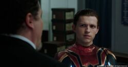 Spider-Man: Bez drogi do domu - Iron-Spider na nowym zdjęciu. Doktor Strange nie będzie przyjacielem Pajączka
