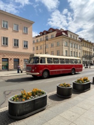 6c993cf3-5b6a-4ff9-b7cb-81010e97bdd2