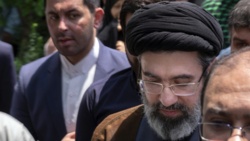 Mojtaba Chamenei, syn zmarłego Najwyższego Przywódcy Iranu, przeżył atak. To on ma zostać nowym przywódcą kraju