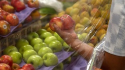 80 procent hiszpańskich jabłek zawiera toksyczne pestycydy