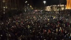 Skandal w Gruzji. Antyrządowe protesty tłumione bronią chemiczną