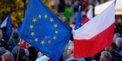 Sondaż: 90 proc. Polaków zadowolonych z członkostwa Polski w UE