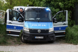 Ojciec zawiadomił policję o narkotykach, które należały do jego synów, synowie go podkablowali o nielegalną broń