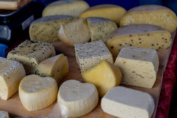 Przeciętny Polak zjada o niemal 4 kg mniej żywności niz dekadę temu