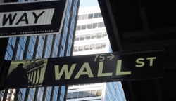 Szok na Wall Street. IBM zanotował największy spadek w historii