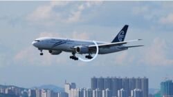 Cztery kilo obywatela mniej? Linie lotnicze będą ważyć pasażerów przed wejściem na pokład. Podano szczegóły