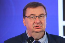 Kolejny transfer z PiS do Rozwój Plus. Poseł mówi o „powrocie do wartości”