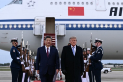 Trump i Xi przeciw europejskiemu podejściu do regulacji i spowalniania rozwoju AI