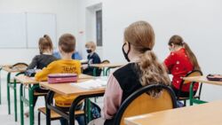 Budują rakiety, ale mają nieuzupełniony zeszyt. Najbardziej uzdolnionych uczniów też dotknęła pandemia