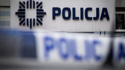 Na podstawie niewyraźnego filmu z monitoringu sąd ukarał ubezwłasnowolnionego, niepełnosprawnego mężczyznę. Za kradzież roślin