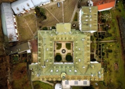 195c75e5-d50d-4e4c-a586-b481b59b315a