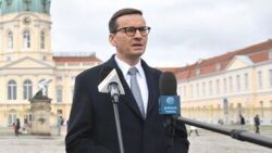 Wojna Rosja-Ukraina. Premier w Berlinie. "Przyjechałem, żeby wstrząsnąć sumieniem Niemiec"