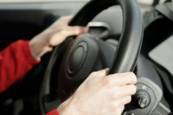 Ministerstwo przyznaje: w pytaniach na prawo jazdy były błędy. Wiele osób mogło zdać, ale nie zdało