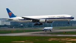 Chiny. Władze organizują loty czarterowe, by zabrać Chińczyków z Ukrainy