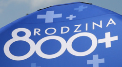 ZUS przypomina o składaniu wniosków o 800 plus na kolejny okres