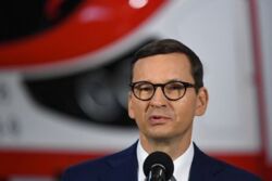 Morawiecki: To plan Łukaszenki. Nie ma "ziemi niczyjej"