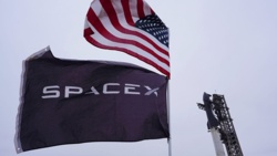 SpaceX wchodzi na giełdę po największym IPO w historii