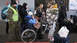 Wojna w Ukrainie. Irena: droga z Kijowa do Polski, to było 26 godzin piekła