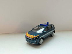 f8991a8f-7ba9-4c86-8f0f-758b6fa77a3e