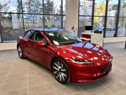 Tesla notuje skokowy wzrost wartości akcji na giełdzie