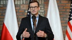 Morawiecki po spotkaniu z Blinkenem: trzeba odciąć Kreml od pieniędzy ze sprzedaży ropy i gazu
