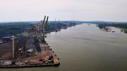 Budowa terminalu w Świnoujściu zablokowana. Winę ponoszą niemieccy ekolodzy