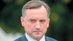 Wniosek o areszt dla Zbigniewa Ziobry. Prokuratura stawia mu 26 zarzutów