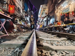 cb300f16-7ad2-404c-8d17-aa8c6b0faab2