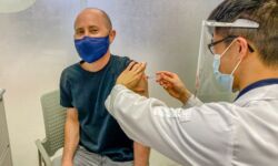 Kanada zmaga się ze szczepionkami "na słupa"