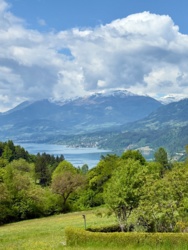 40fff9d9-7504-46e7-a1b7-2b27c1acfc27