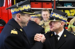 Dwóch byłych komendantów głównych straży pożarnej zatrzymanych przez CBA