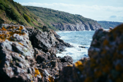 Badania najstarszego cmentarzyska Bornholmu wskazują na kluczową rolę wyspy w epoce żelaza | Epoch Times Polska