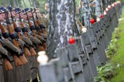 Kolejny generał z PRL spocznie na Powązkach