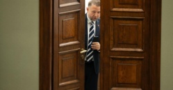 Minister zrobił testy obciążeniowe i sparaliżował rządowe strony alertem RCB o poradniku bezpieczeństwa. "Zrobiłbym to jeszcze raz"