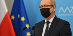 Adam Niedzielski podał liczbę nowych zakażeń. Pierwszy spadek w czwartej fali