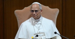 Papież Leon XIV w pierwszej encyklice ostrzega przed zagrożeniami AI: "Trzeba rozbroić sztuczną inteligencji i bronić człowieczeństwa"