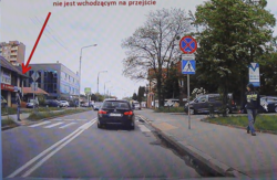 Kierowca TIRa interpretuje przepisy o pierwszeństwie pieszego na przejściu...