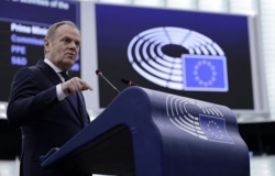 Tusk uderza w zielony ład. Mówił o "naiwnej Europie".