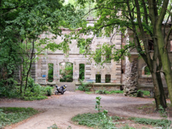 2d692bc8-1cea-49ff-a7da-2424b70f5908