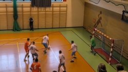 ce9584e0-701f-4496-beca-5b3969634c23